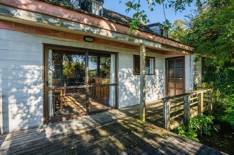 Photo of property in 102 Wakeman Road, Acacia Bay, Taupo, 3330