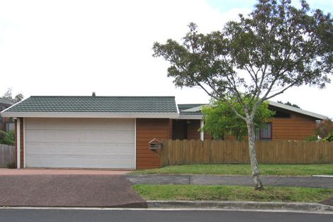 Photo of property in 8 Princess Maria Place, Massey, Auckland, 0614