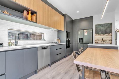 Photo of property in 19 Konoba Avenue, Kumeu, 0810