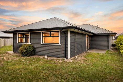 Photo of property in 3 Helmore Street, Rangiora, 7400