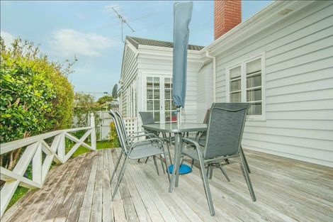 Photo of property in 2 Sherwood Street, Woburn, Lower Hutt, 5010