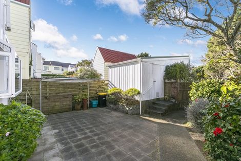 Photo of property in 133 Akaroa Drive, Maupuia, Wellington, 6022