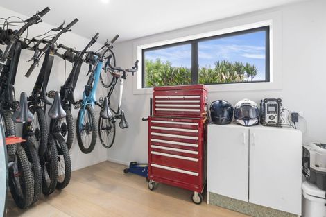 Photo of property in 64b Castor Bay Road, Castor Bay, Auckland, 0620