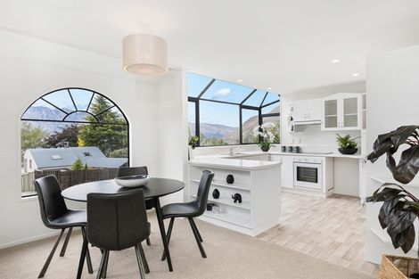 Photo of property in 18a Avalon Crescent, Fernhill, Queenstown, 9300