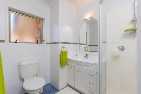 Photo of property in 58 Lothian Brae, Wattle Downs, Auckland, 2103