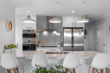 Photo of property in 25 Kaiora Drive, Papamoa Beach, Papamoa, 3118