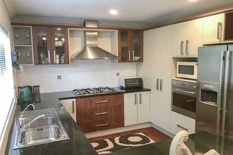 Photo of property in 106 Meadowland Drive, Somerville, Auckland, 2014