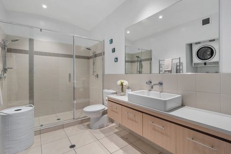 Photo of property in 208/27 Banks Avenue, Mount Maunganui, 3116