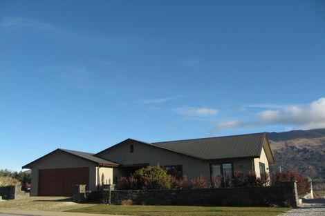 Photo of property in 60 Kings Drive, Wanaka, 9305