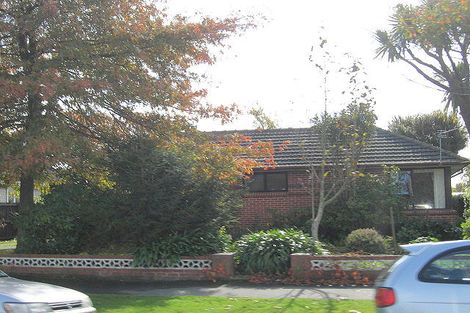 Photo of property in 84 Maidstone Road, Ilam, Christchurch, 8041