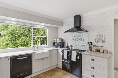 Photo of property in 34 Cedar Drive, Paraparaumu Beach, Paraparaumu, 5032