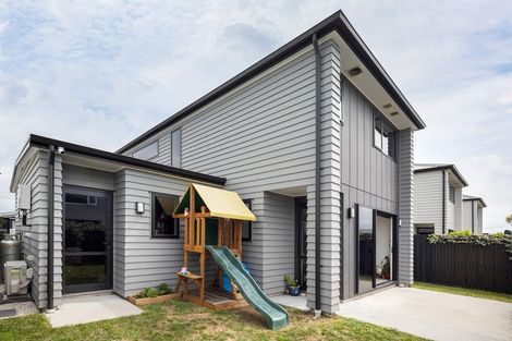 Photo of property in 98 Franks Way, Papamoa Beach, Papamoa, 3118