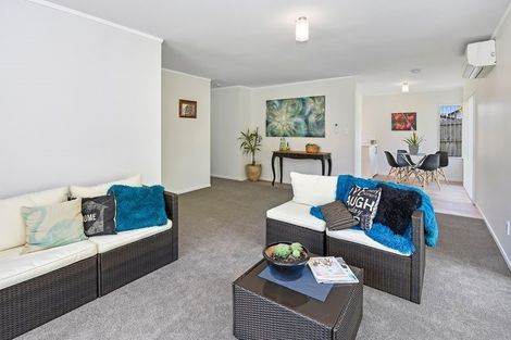 Photo of property in 8 Colt Place, Randwick Park, Auckland, 2105
