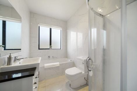 Photo of property in 38 Wellfield Drive, Papakura, 2110