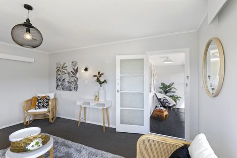 Photo of property in 35 Percy Cameron Street, Avalon, Lower Hutt, 5011