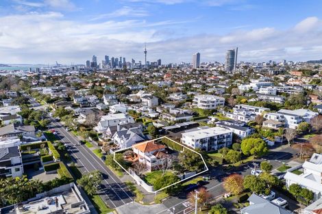 Photo of property in 80 Sarsfield Street, Herne Bay, Auckland, 1011