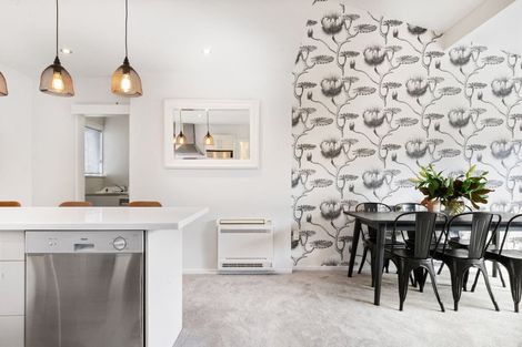 Photo of property in 2/42 Gordon Avenue, St Albans, Christchurch, 8014