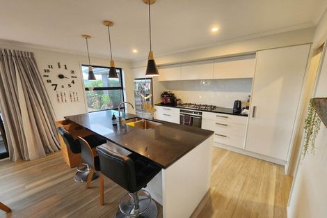 Photo of property in 3 Floyd Road, Riverhead, 0820