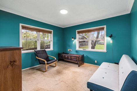 Photo of property in 16 Mayfair Crescent, Mairangi Bay, Auckland, 0630