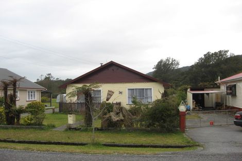Photo of property in 50 Inverness Street, Dunollie, Runanga, 7803