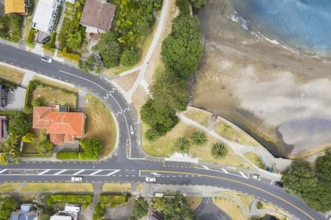 Photo of property in 2 Gulf Road, Murrays Bay, Auckland, 0630