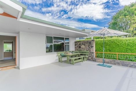 Photo of property in 413 Cashmere Road, Westmorland, Christchurch, 8025