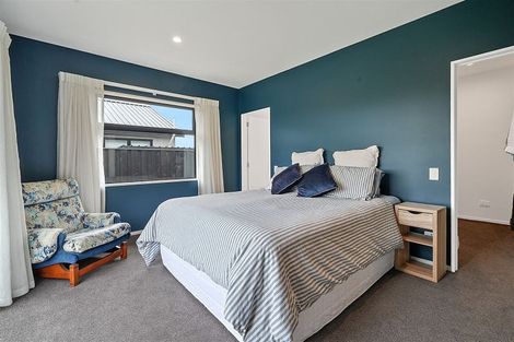 Photo of property in 21 Maurice James Way, Prebbleton, 7604