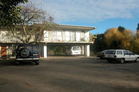 Photo of property in 117a Gray Avenue, Mangere East, Auckland, 2024