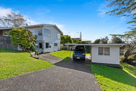Photo of property in 2 Beswick Place, Birkdale, Auckland, 0626