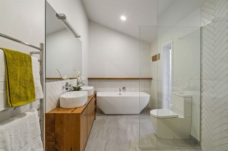 Photo of property in 11 Willow Avenue, Birkenhead, Auckland, 0626