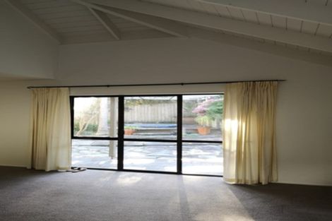 Photo of property in 62 Newhaven Terrace, Mairangi Bay, Auckland, 0630