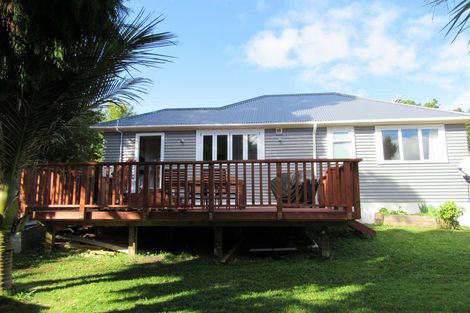 Photo of property in 7 Rimutaka Place, Titirangi, Auckland, 0604