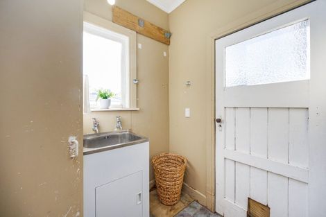 Photo of property in 28 Karina Terrace, Roslyn, Palmerston North, 4414