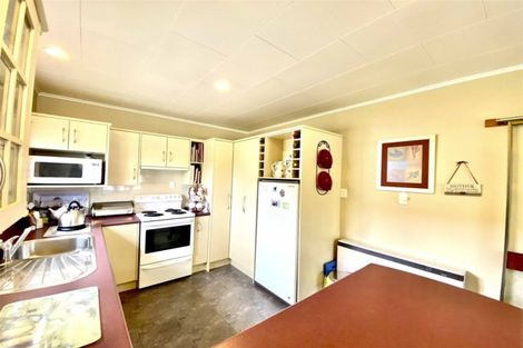 Photo of property in 24a Duncan Street, Tawa, Wellington, 5028