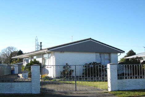 Photo of property in 11 Montague Street, Islington, Christchurch, 8042
