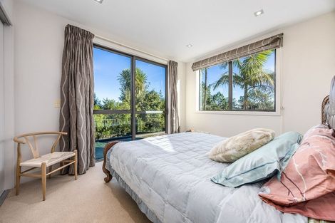 Photo of property in 106 Hillcrest Road, Hatfields Beach, Orewa, 0931