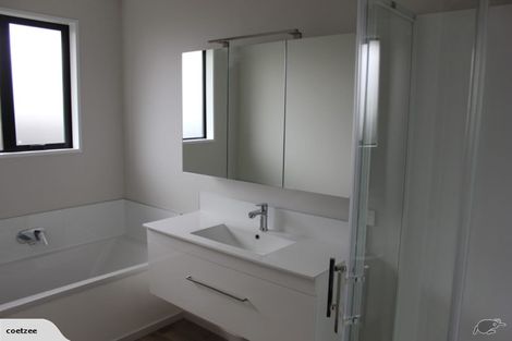 Photo of property in 18 Saltaire Street, North New Brighton, Christchurch, 8083