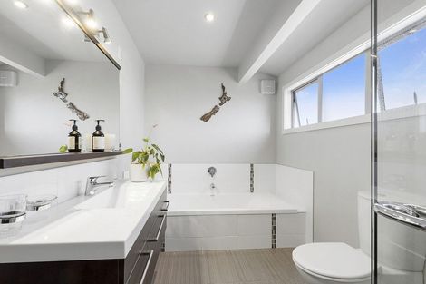 Photo of property in 62 Saint Ives Drive, Camborne, Porirua, 5026