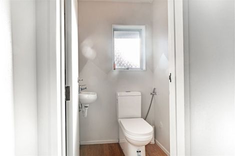 Photo of property in 7 Apsley Drive, Russley, Christchurch, 8042