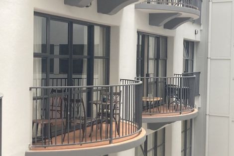 Photo of property in Atrium Apartments, 2l/154 The Terrace, Wellington Central, Wellington, 6011