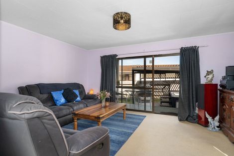 Photo of property in 14 College Place, Poike, Tauranga, 3112