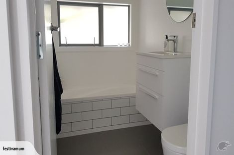 Photo of property in 5 Stanton Crescent, Karoro, Greymouth, 7805