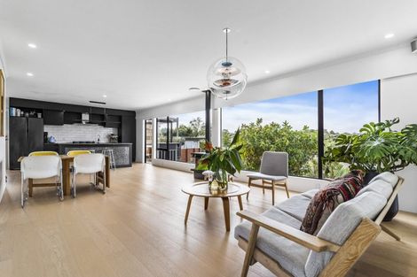 Photo of property in 3/52 Thatcher Street, Mission Bay, Auckland, 1071