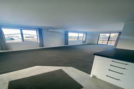 Photo of property in 9a Rishworth Avenue, Stanmore Bay, Whangaparaoa, 0932