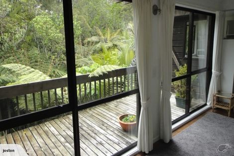 Photo of property in 35 Reynolds Place, Torbay, Auckland, 0630