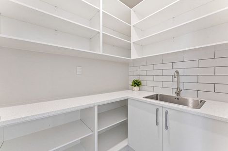 Photo of property in 101 Mutetai Road, Clarks Beach, 2122