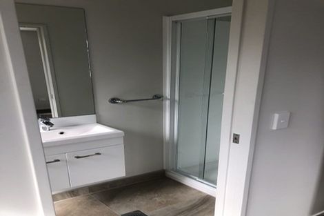 Photo of property in 60b Seymour Road, Sunnyvale, Auckland, 0612