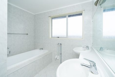 Photo of property in 86 Sylvester Crescent, Flagstaff, Hamilton, 3210