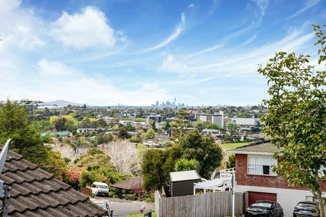 Photo of property in 46 Spence Road, Henderson, Auckland, 0612