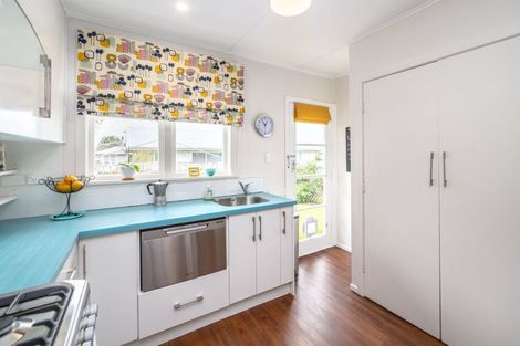 Photo of property in 46 Harrison Street West, Featherston, 5710